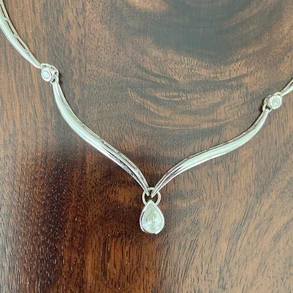 Necklace - Picture 4 of 9